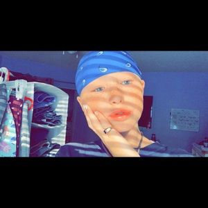 Meet your Posher, Carson